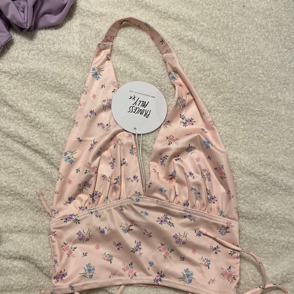 Halter crop top